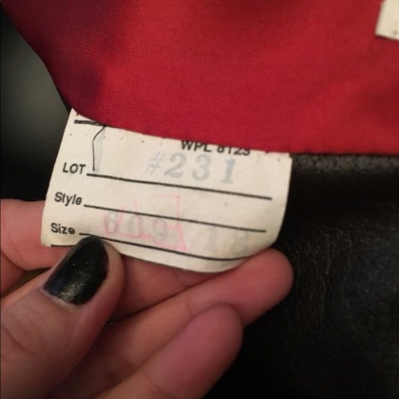 Beautiful Vintage Faux Fur Coat! Vegan Friendly 💖 - Picture 6 of 7